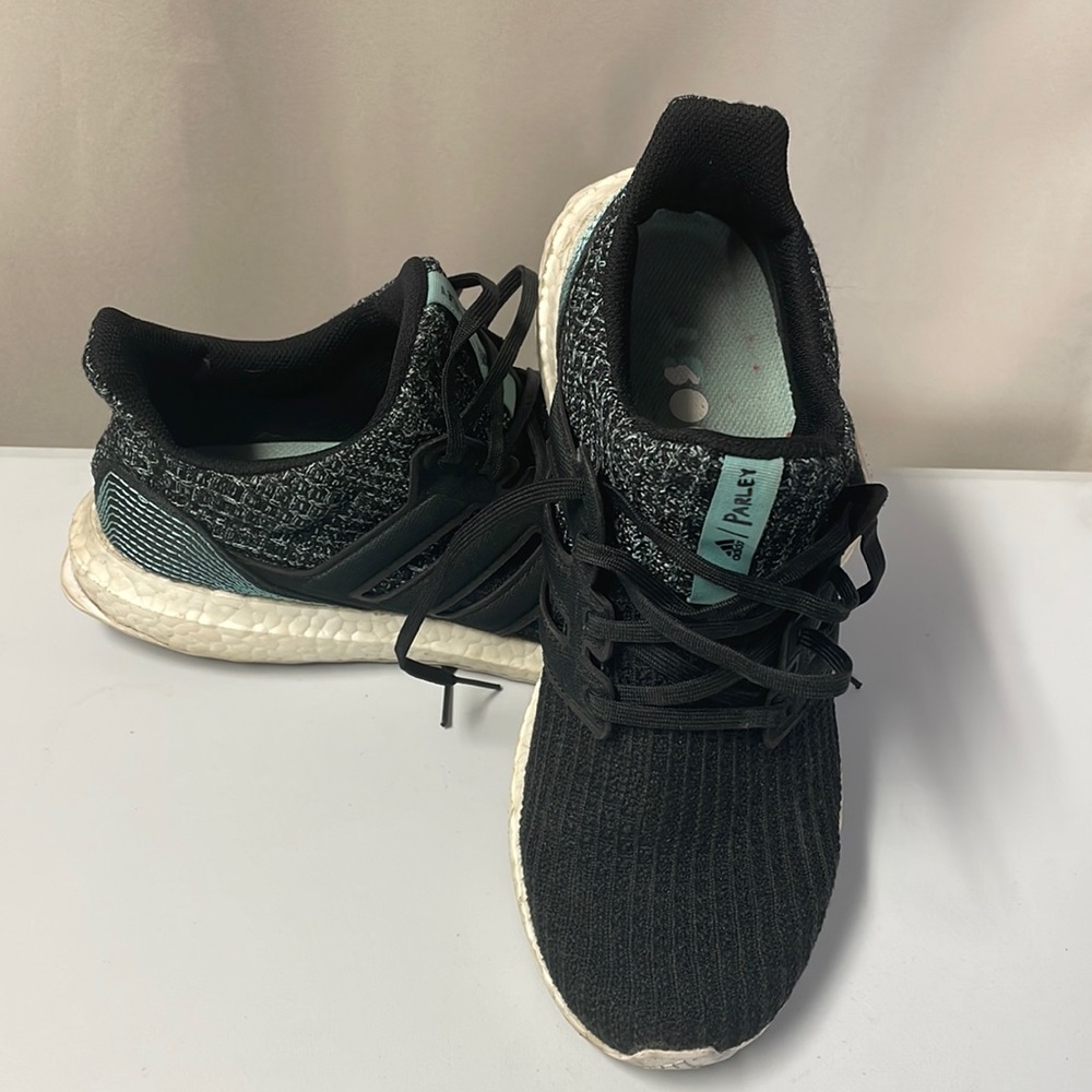 Adidas ultraboost Parley
